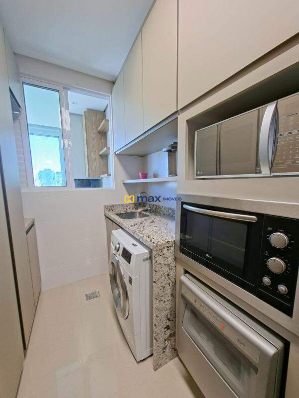 Apartamento para aluguel no Fazenda: Cozinha e área de serviço
