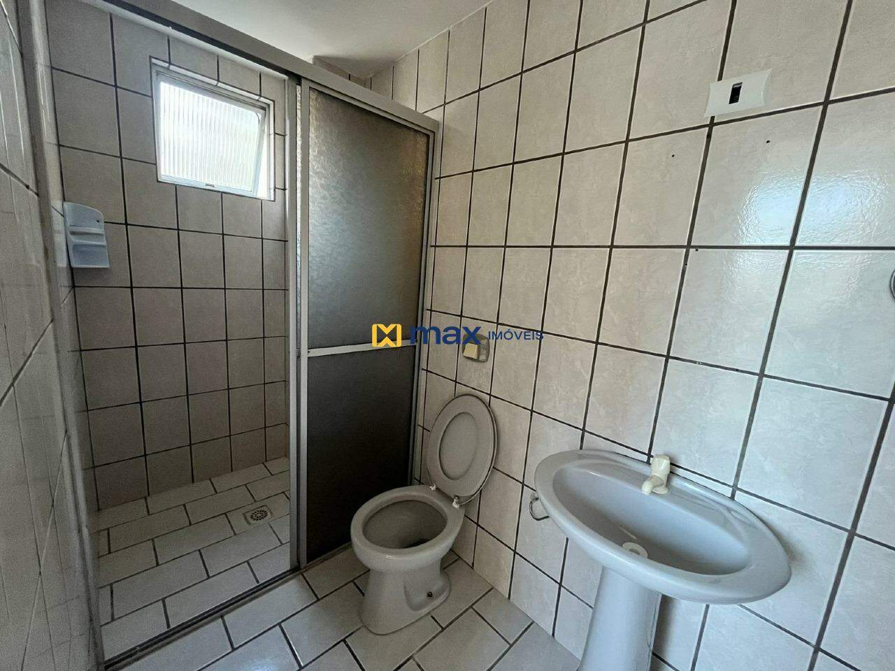 Apartamento para aluguel no Centro: Banheiro social