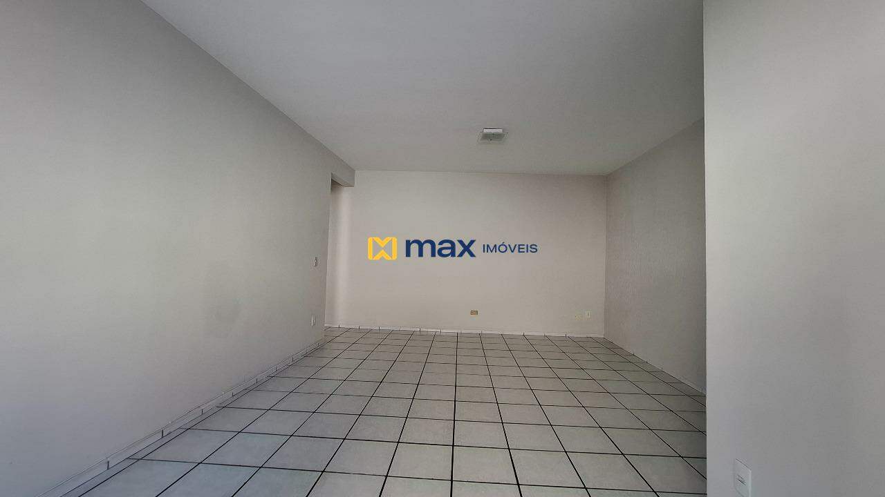 Apartamento à venda no Centro: Living integrado