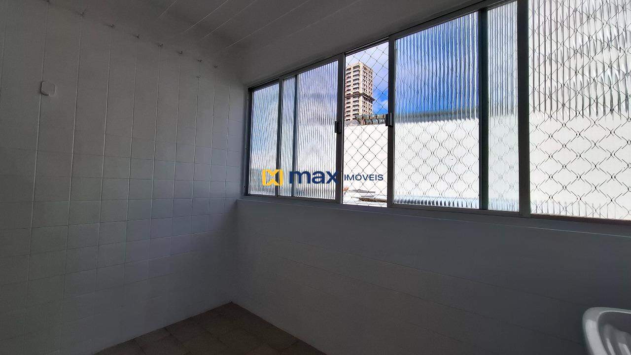 Apartamento à venda no Centro: Área de serviço