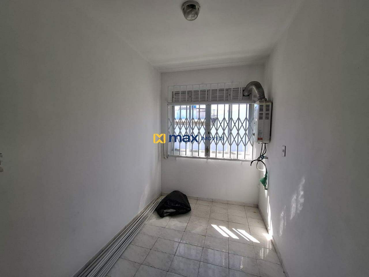 Casa para aluguel no São João: Área de Serviço