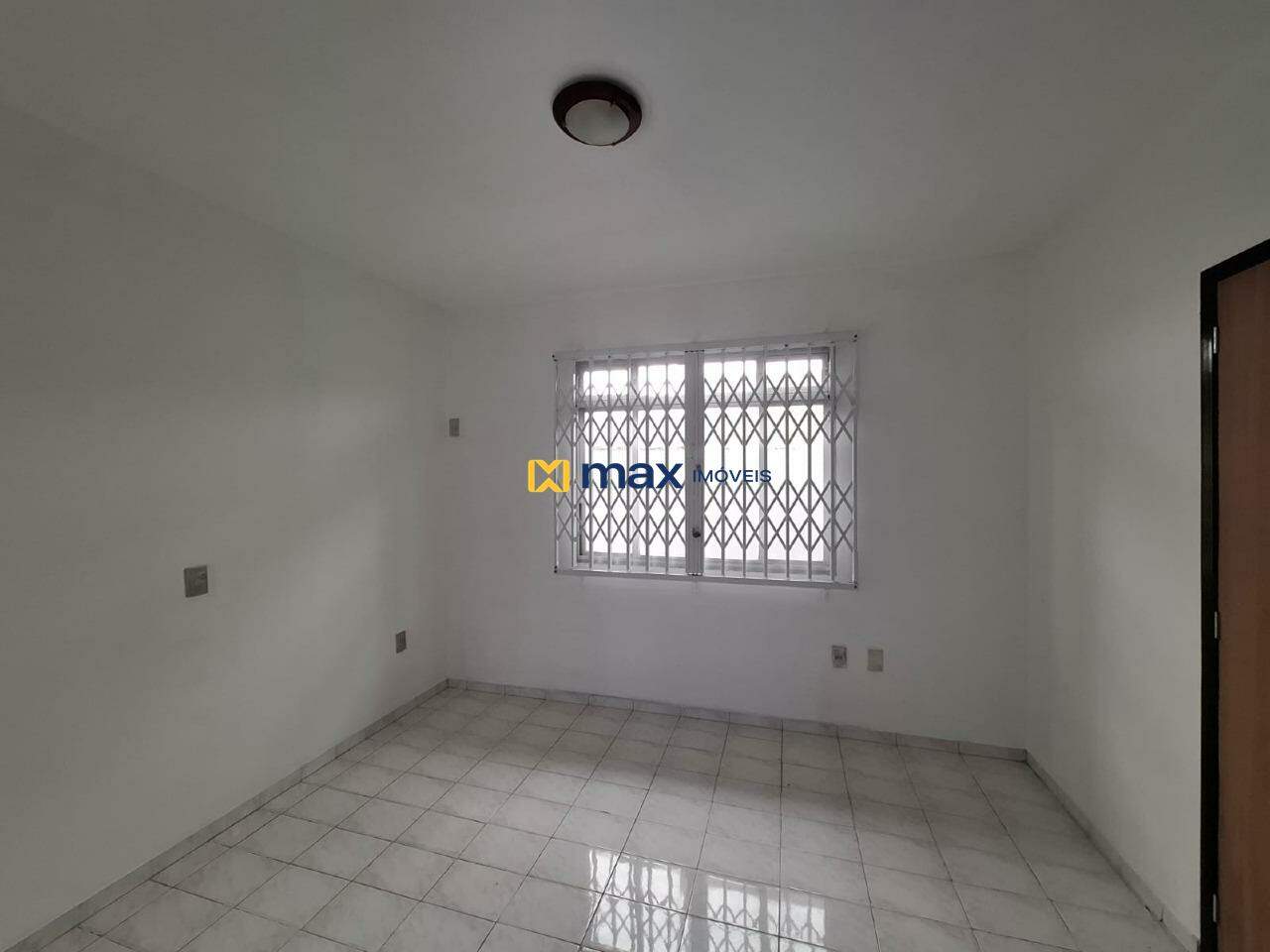 Casa para aluguel no São João: Sala III