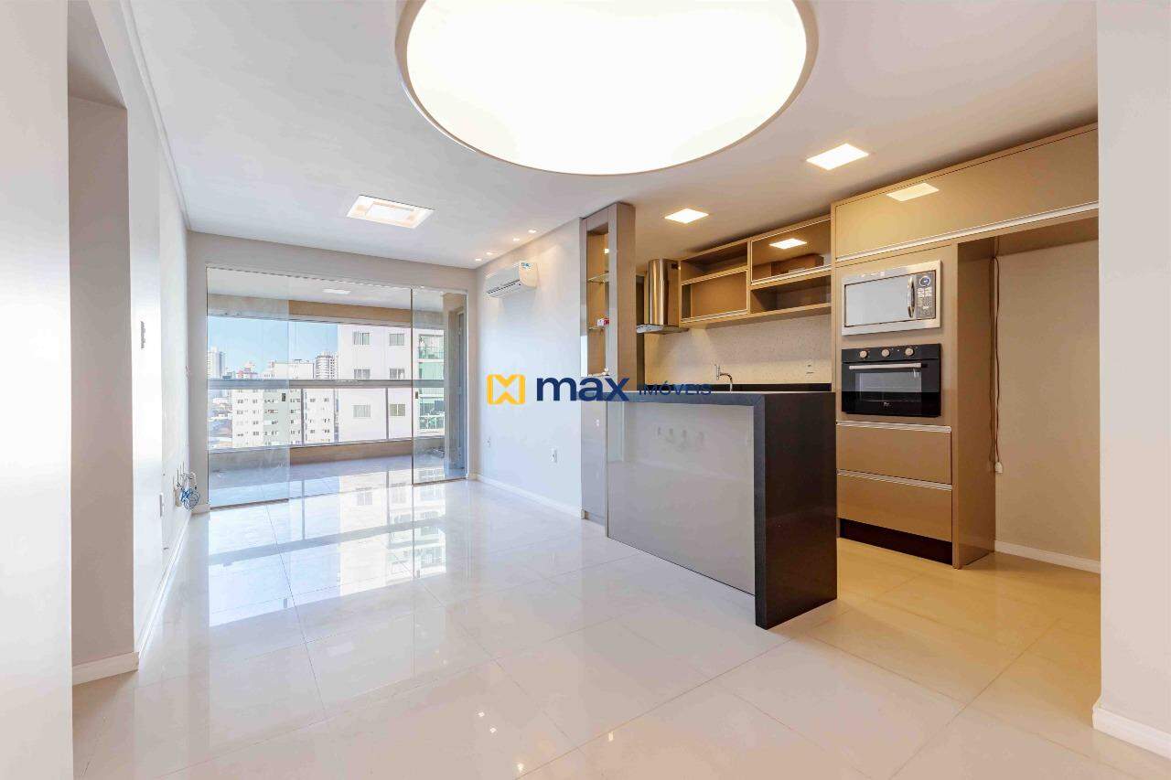 Apartamento à venda no Vila Operária: Living integrado