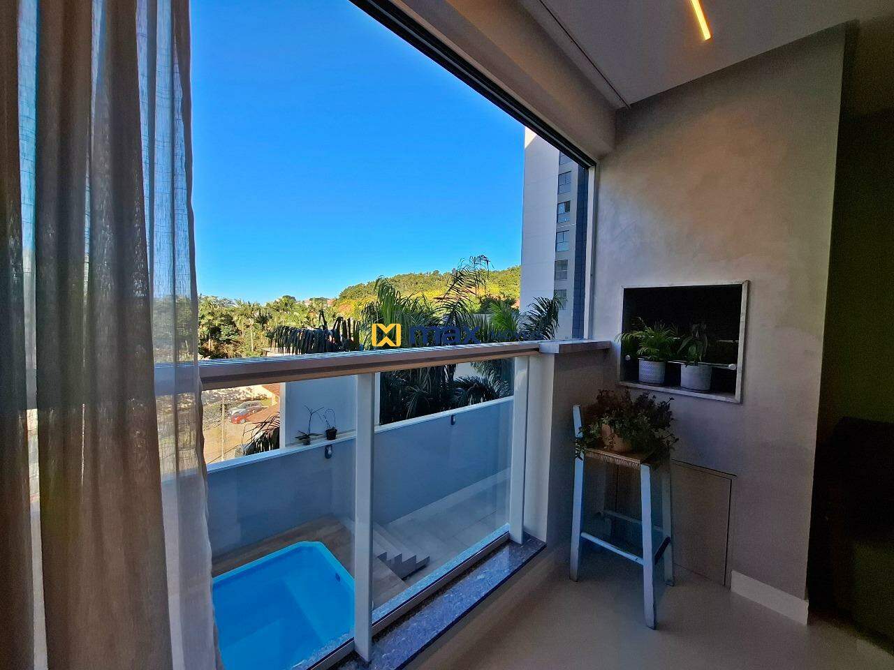 Apartamento à venda no Praia Brava de Itajaí: sacada