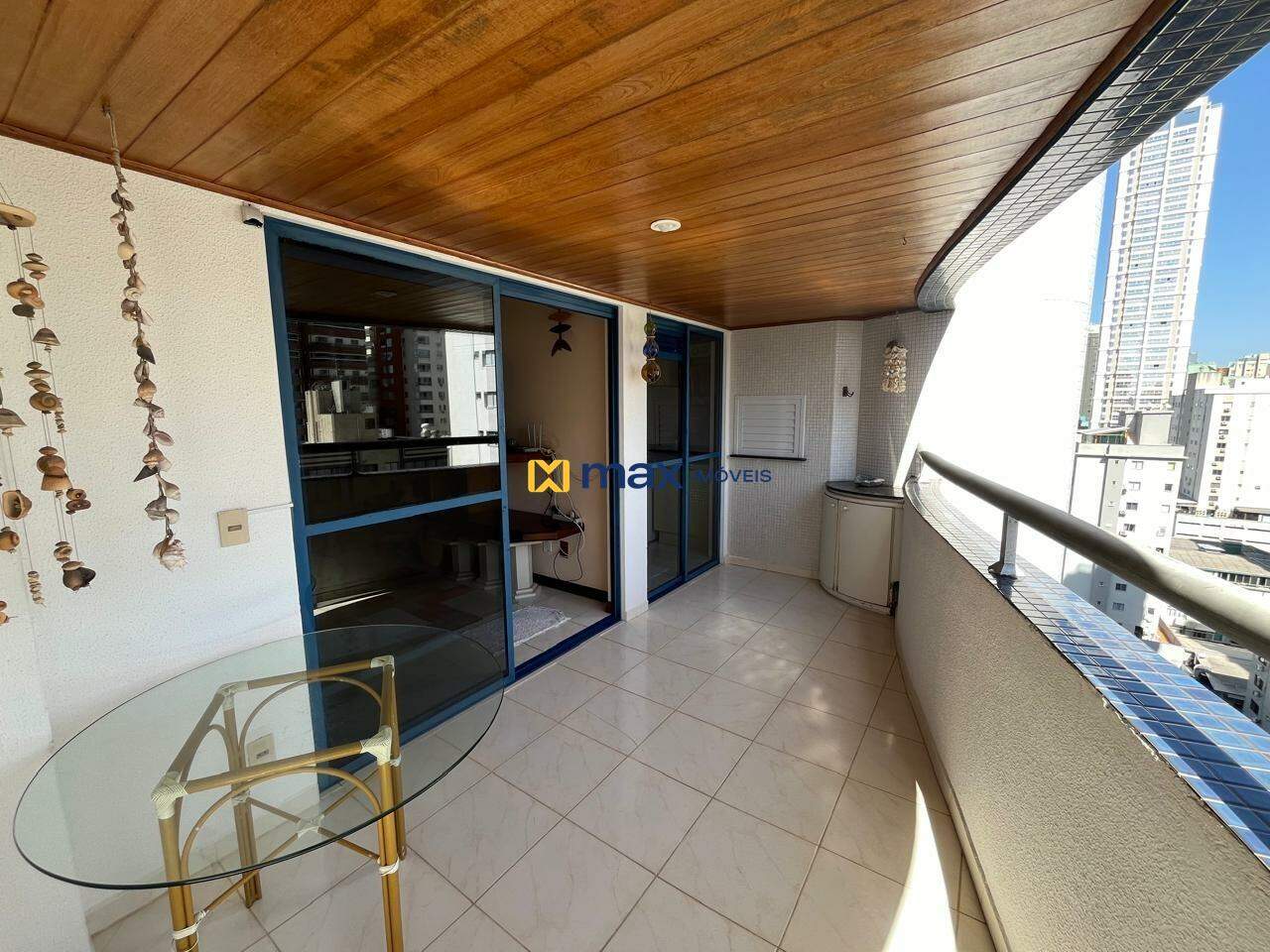 Apartamento para aluguel no Centro: 