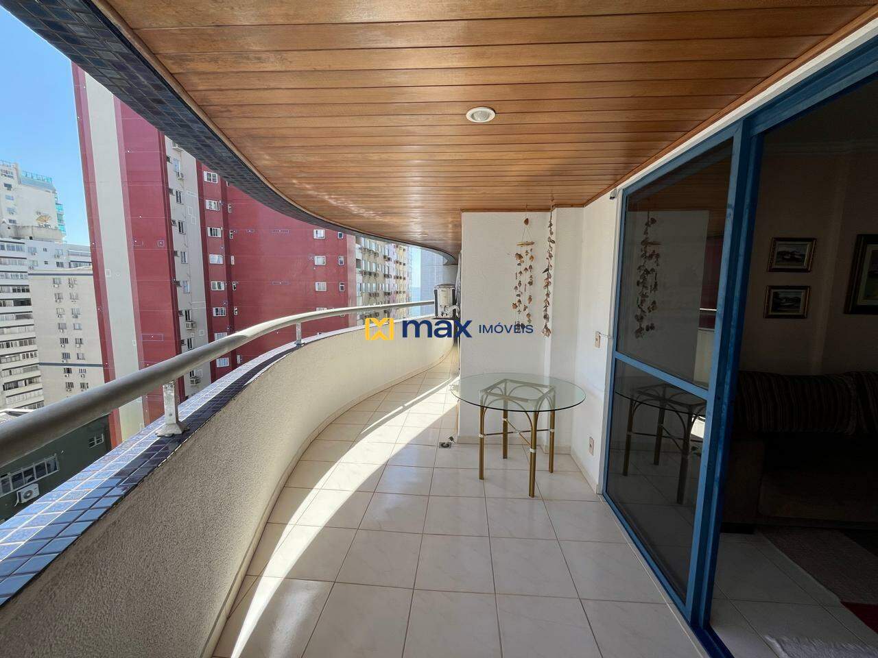 Apartamento para aluguel no Centro: 