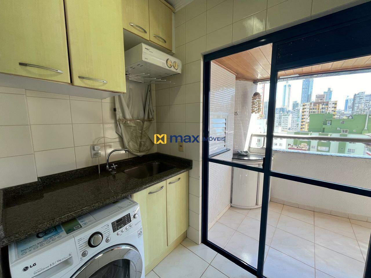 Apartamento para aluguel no Centro: 