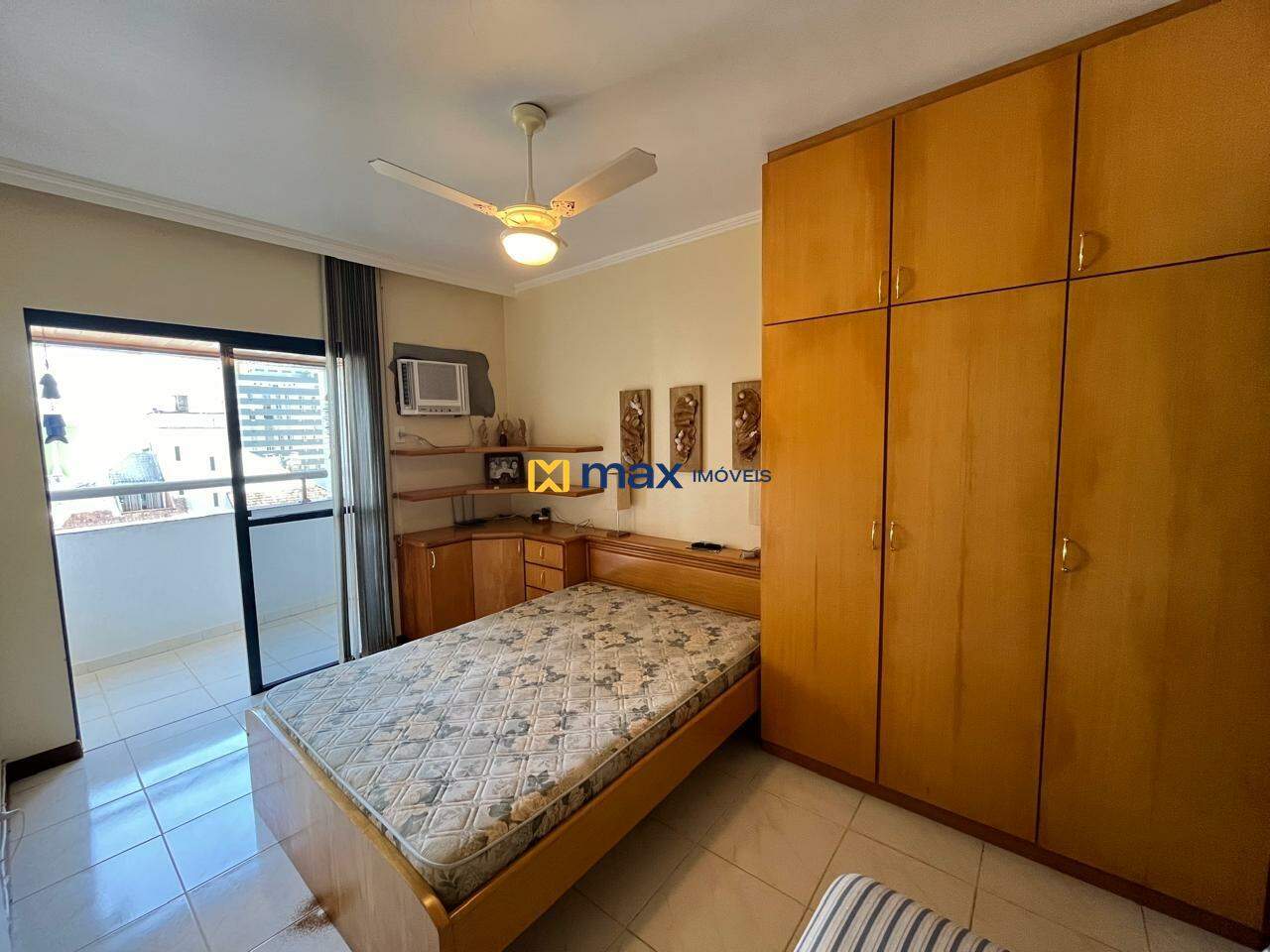 Apartamento para aluguel no Centro: 
