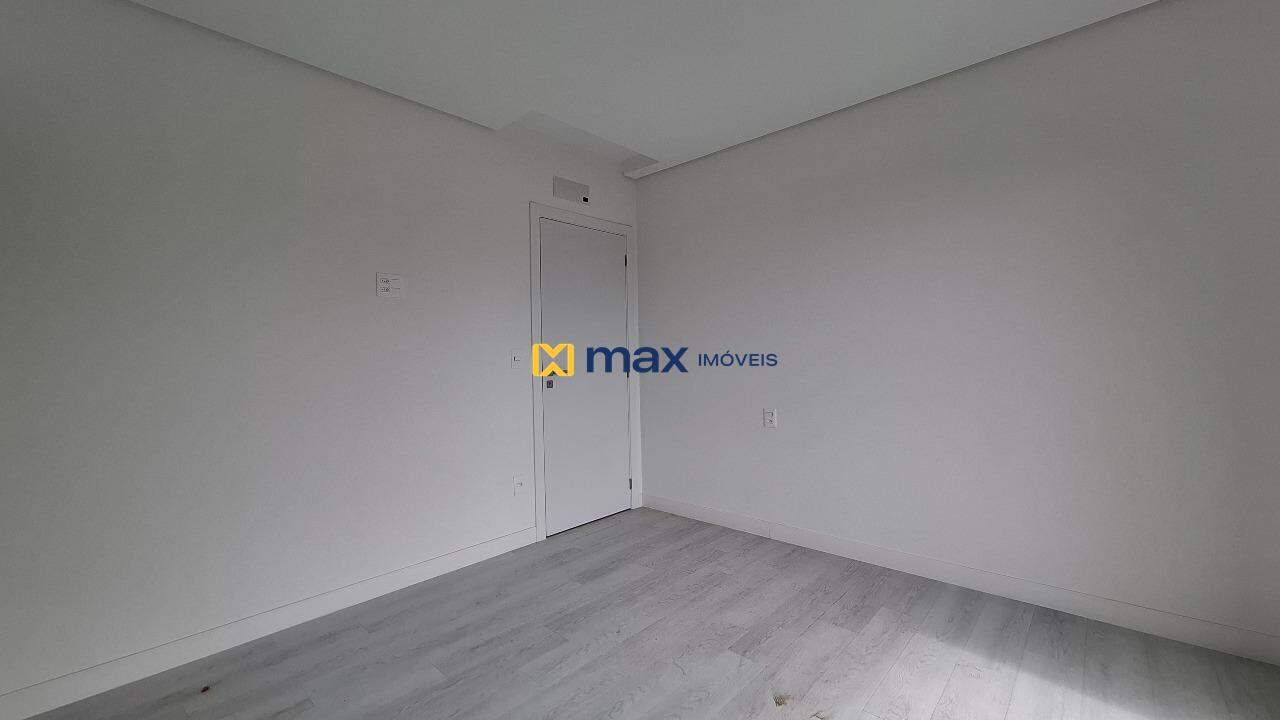 Apartamento à venda no Praia Brava: Suíte 2