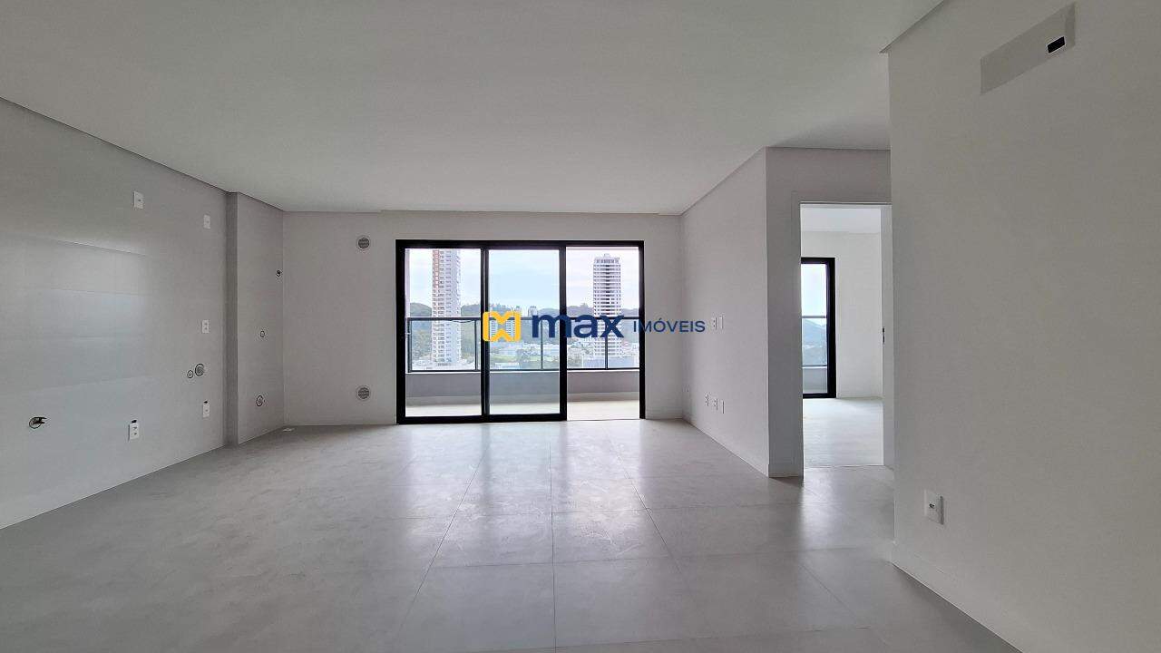 Apartamento à venda no Praia Brava: Living integrado