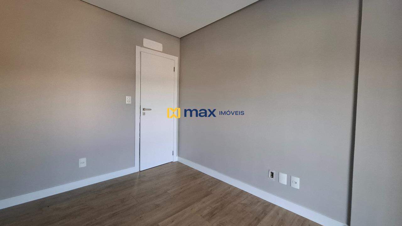 Apartamento à venda no Cabeçudas: Dormitório