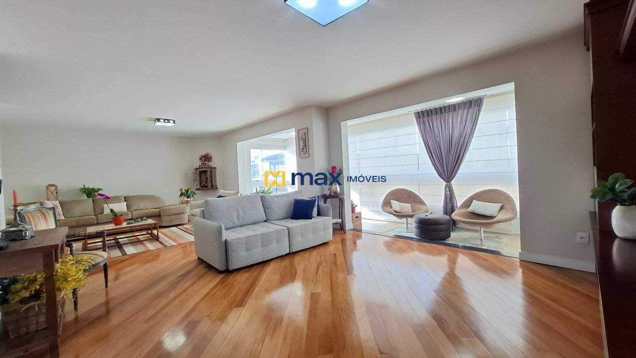 Apartamento à venda no Centro: Living integrado