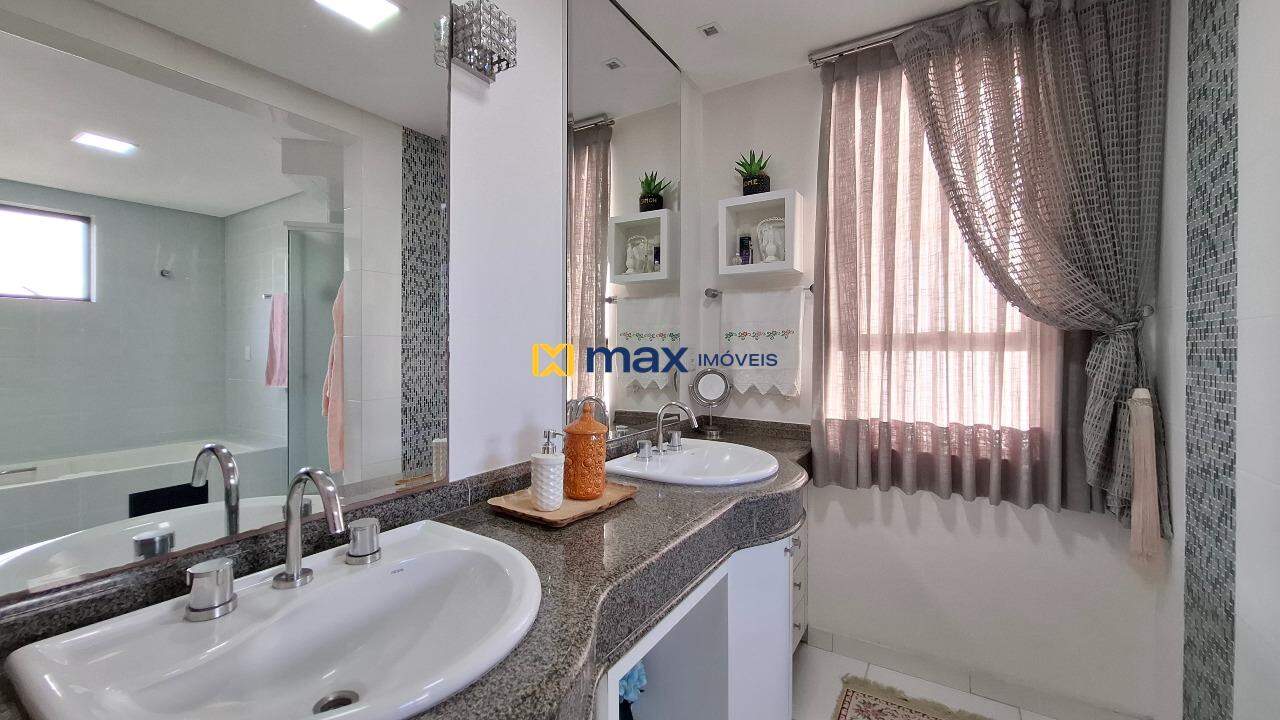Apartamento à venda no Centro: Banheiro suíte 4