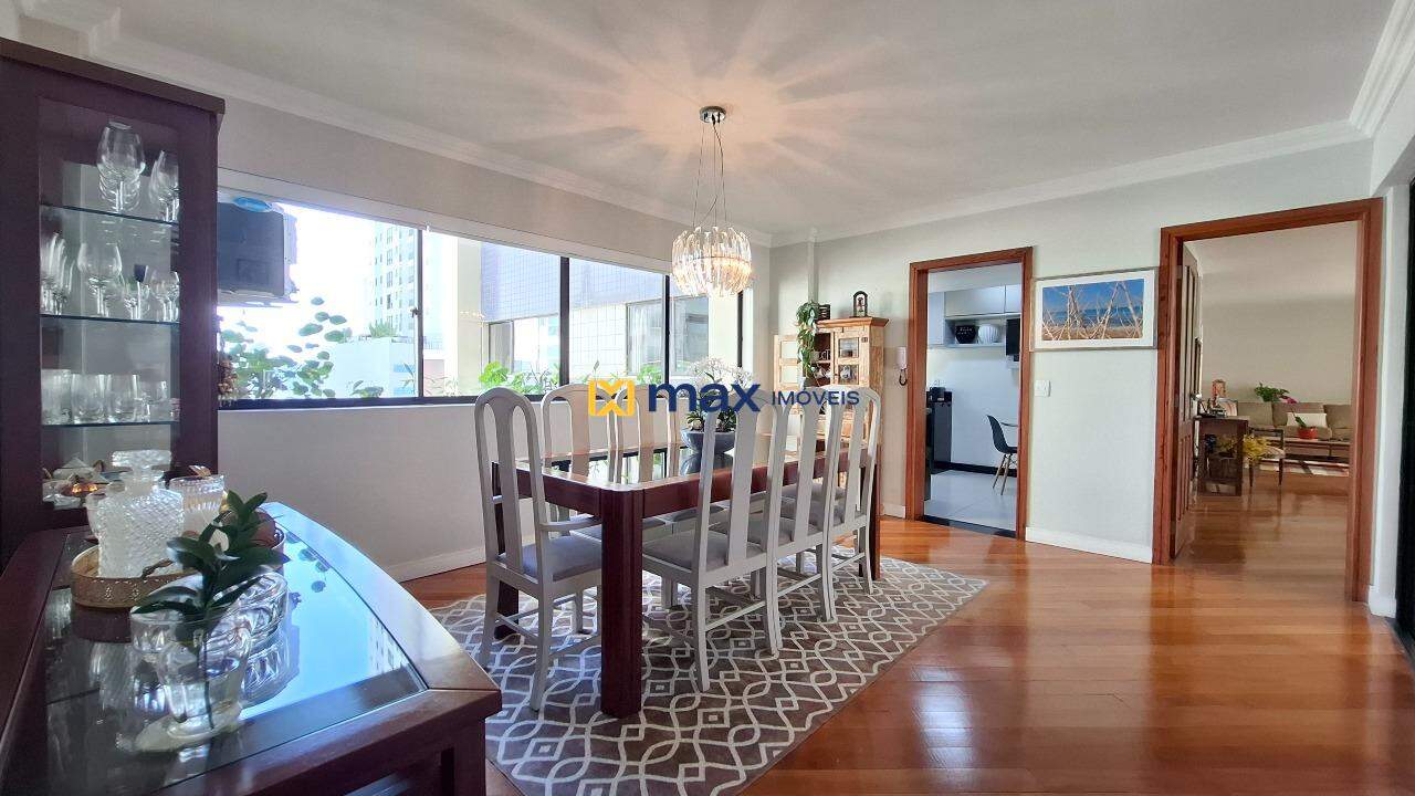 Apartamento à venda no Centro: Sala de jantar
