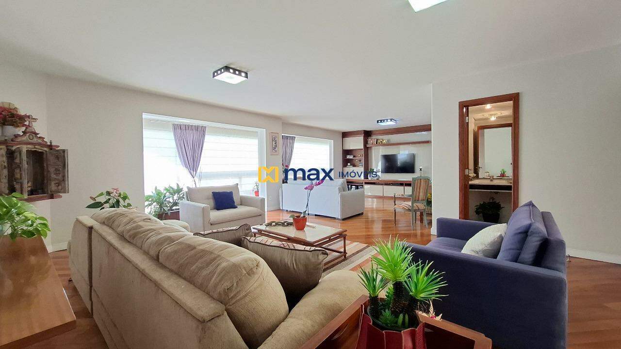 Apartamento à venda no Centro: Living integrado