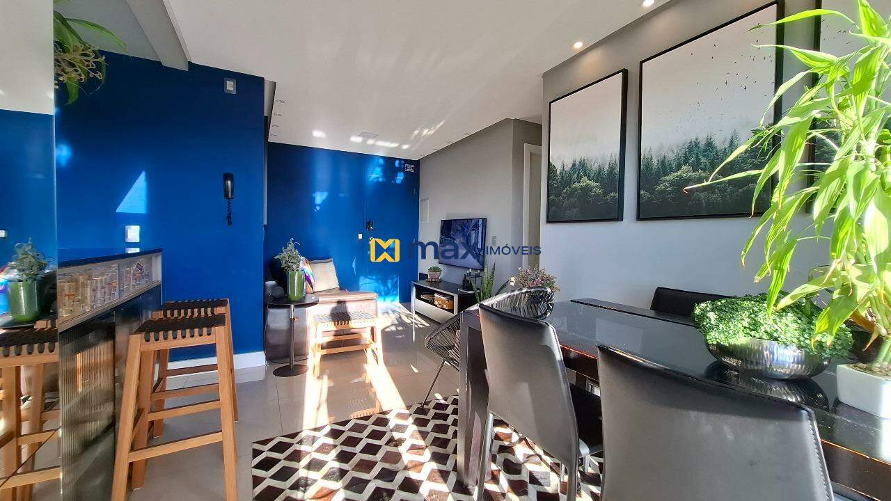 Apartamento à venda no Ressacada: Living integrado