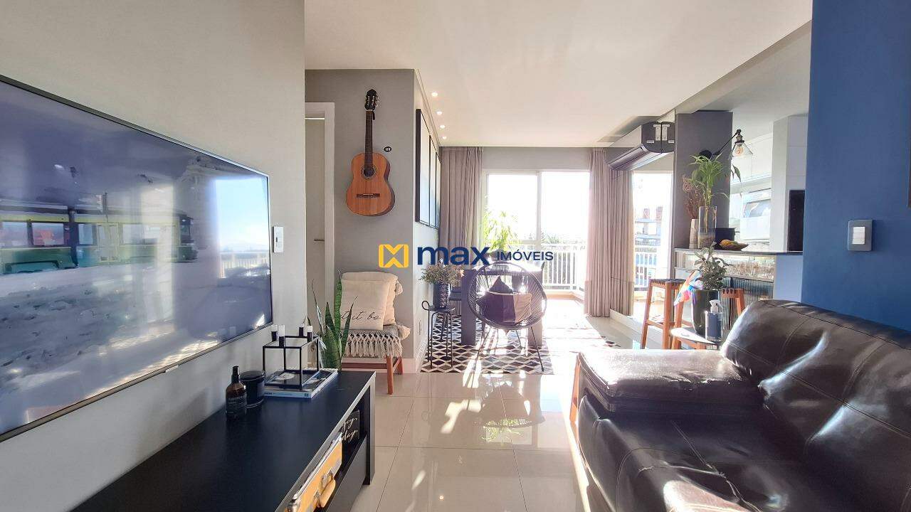 Apartamento à venda no Ressacada: Living integrado
