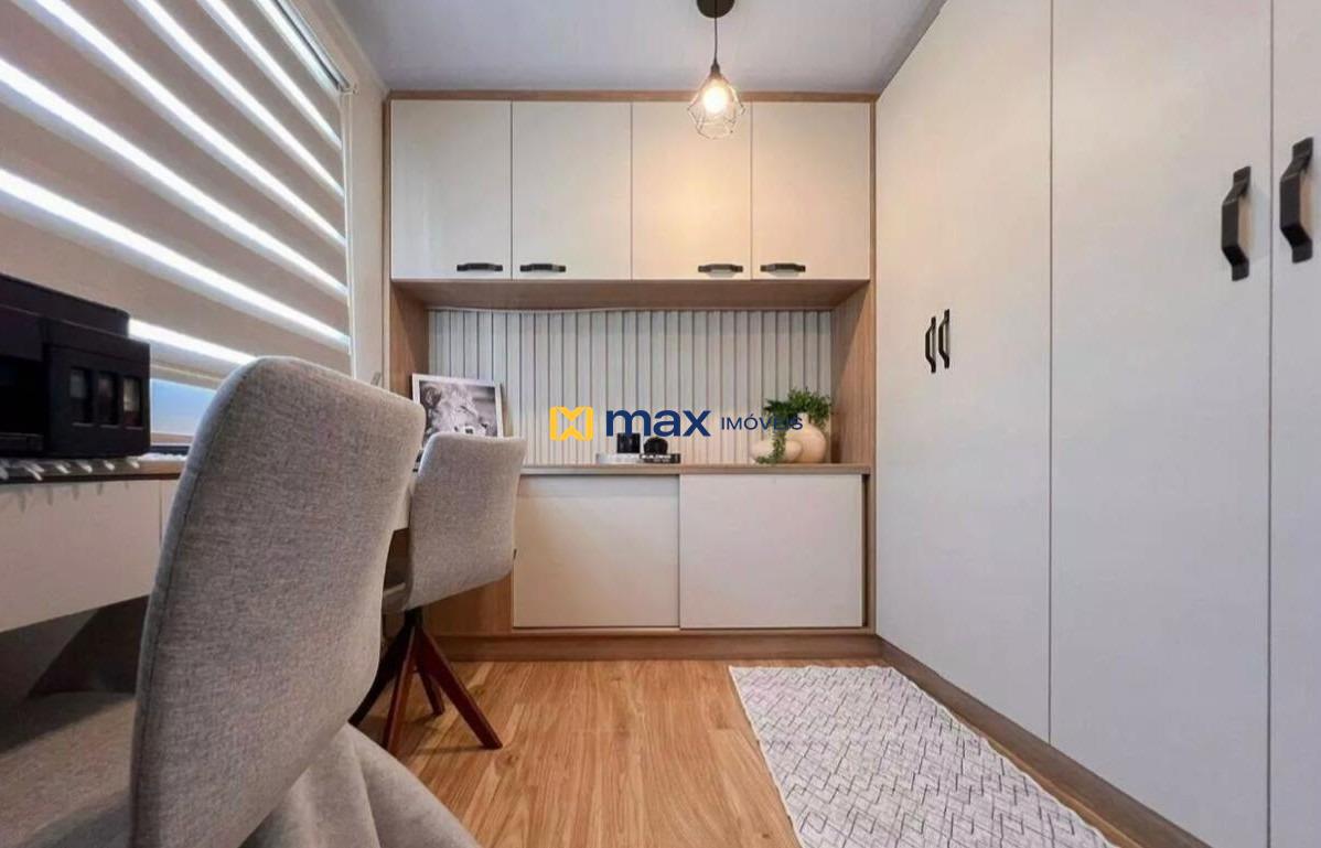 Casa à venda no Itaipava: Escritório