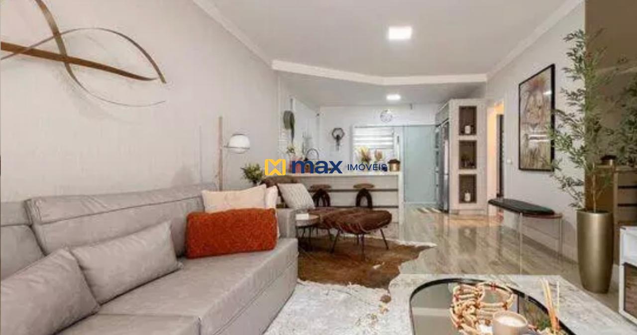 Casa à venda no Itaipava: Sala de estar