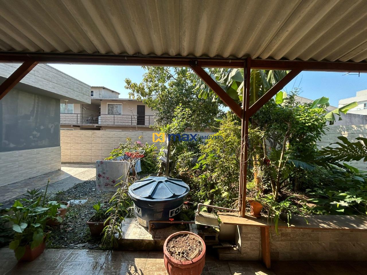 Casa à venda no Centro: 