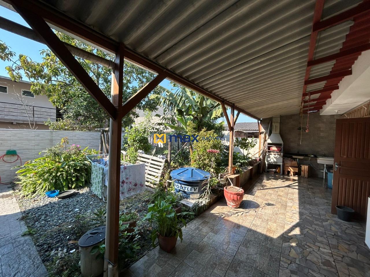 Casa à venda no Centro: 