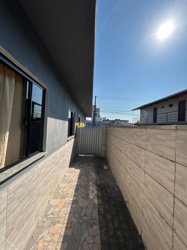 Casa à venda no Centro: 