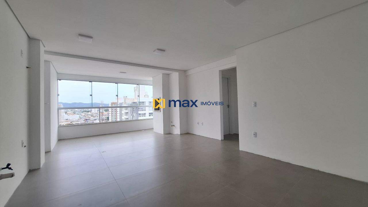 Apartamento à venda no Vila Operária: Living integrado