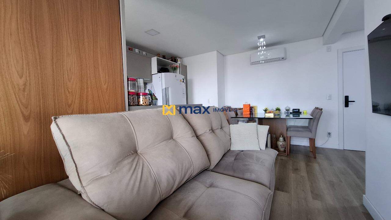 Apartamento à venda no São João: Living integrado
