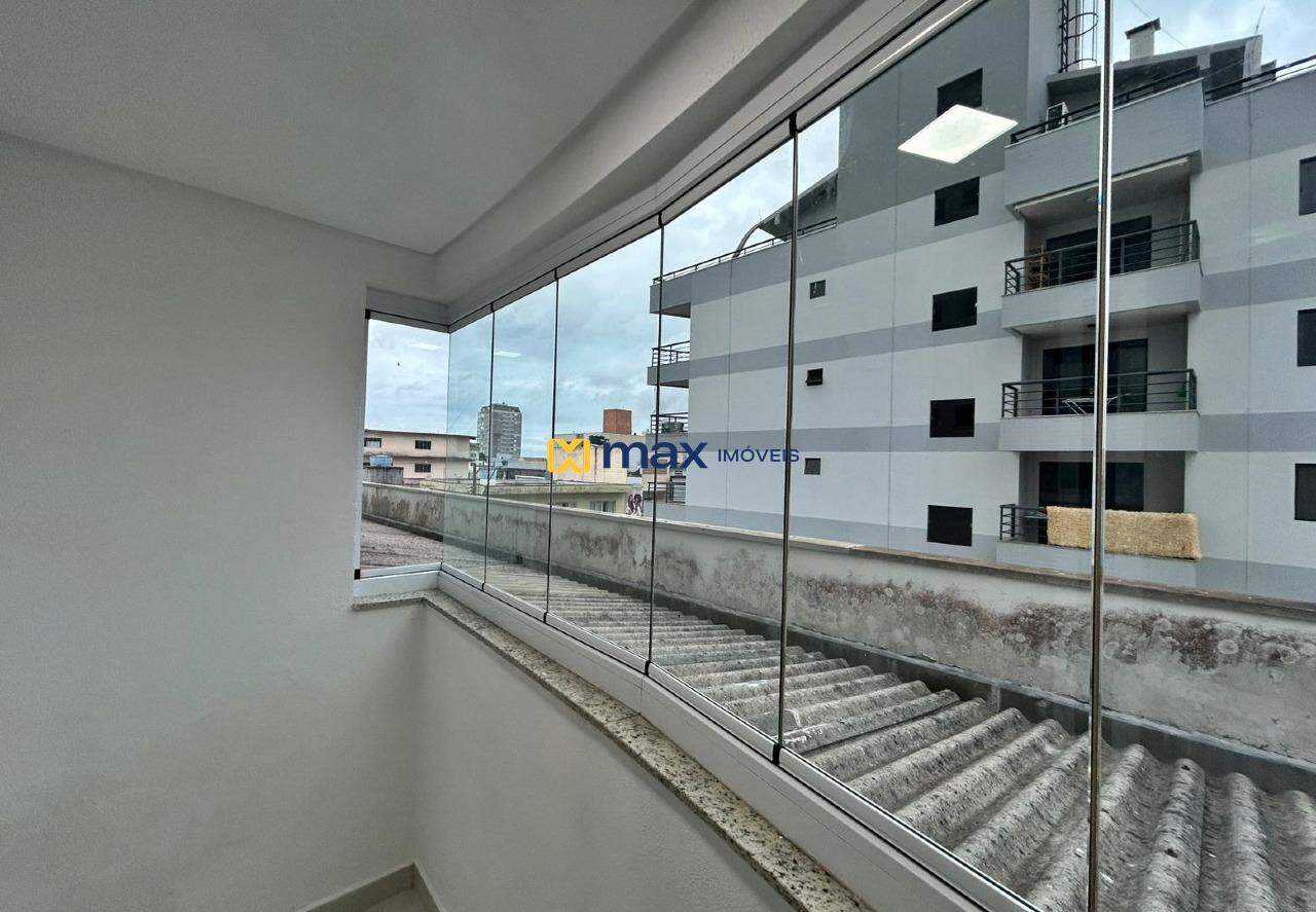 Apartamento para aluguel no Centro: Sacada Suíte