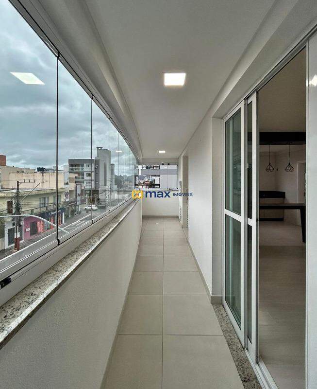 Apartamento para aluguel no Centro: Sacada