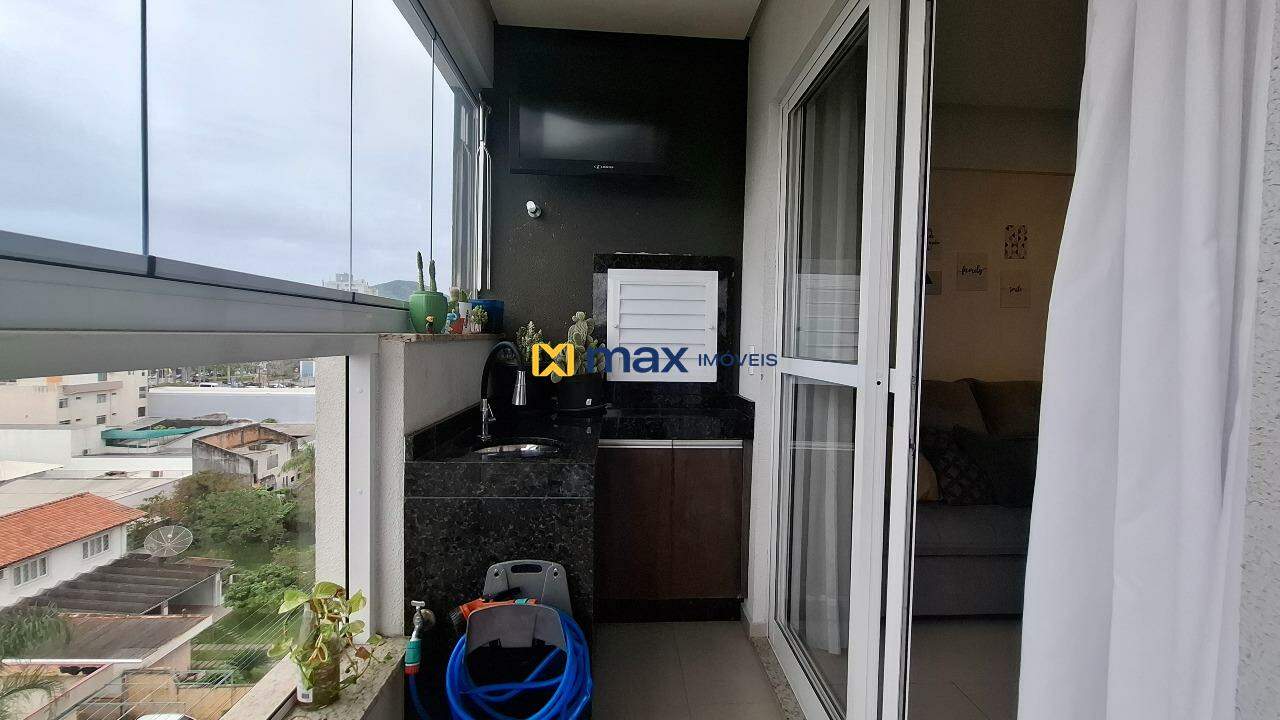 Apartamento à venda no São João: Sacada com churrasqueira