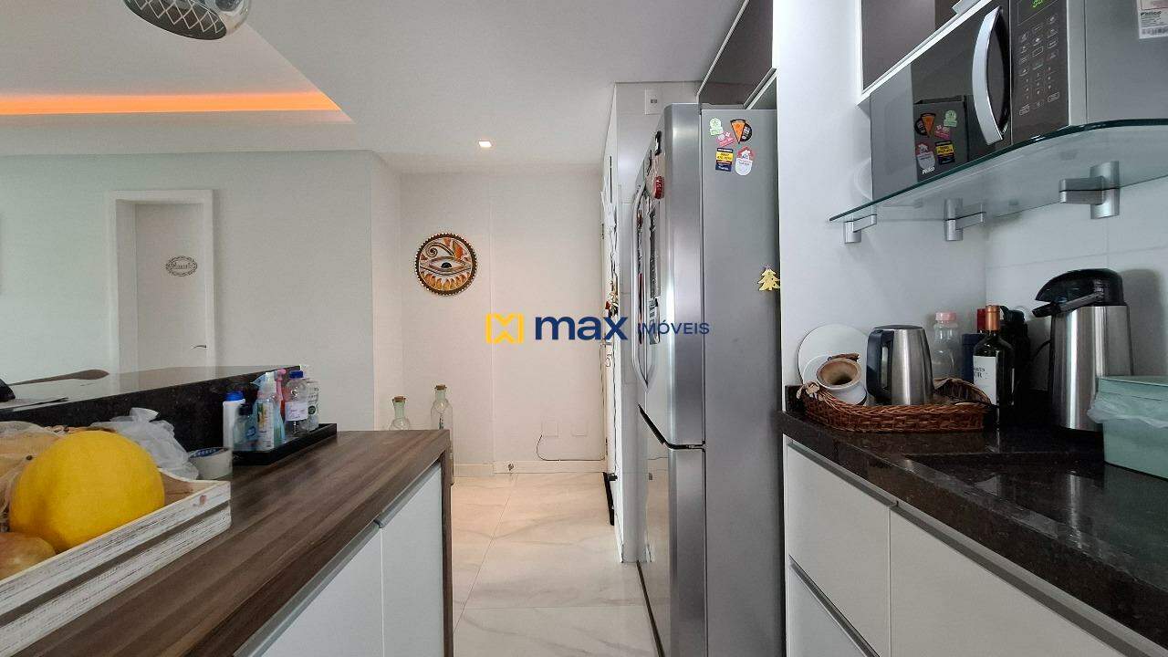 Apartamento à venda no Fazenda: Cozinha