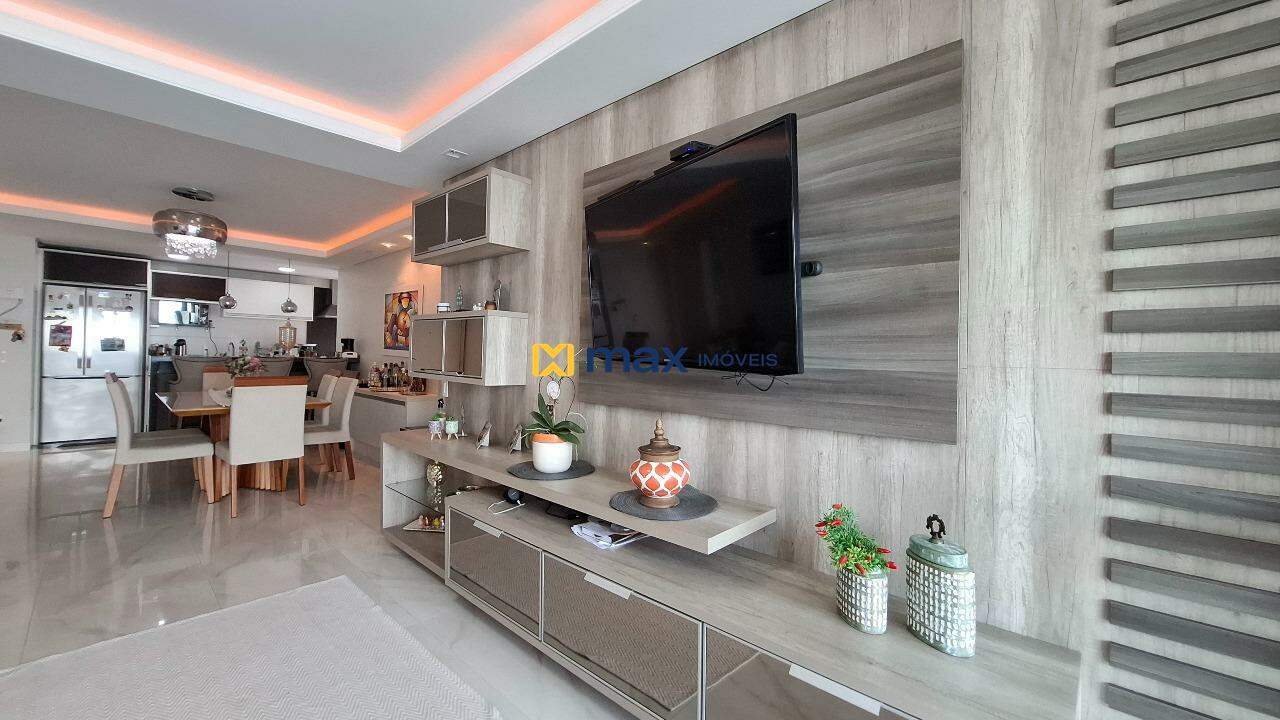 Apartamento à venda no Fazenda: Living integrado