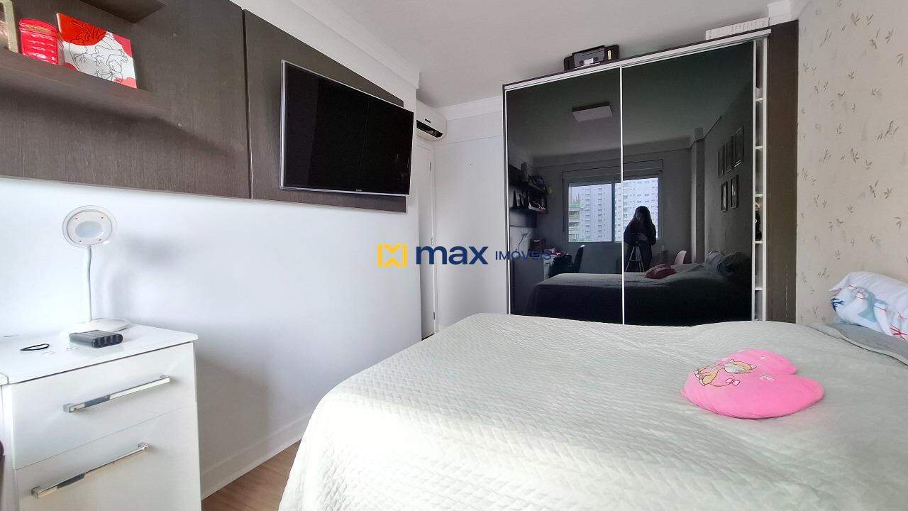 Apartamento à venda no Fazenda: Dormitório 2