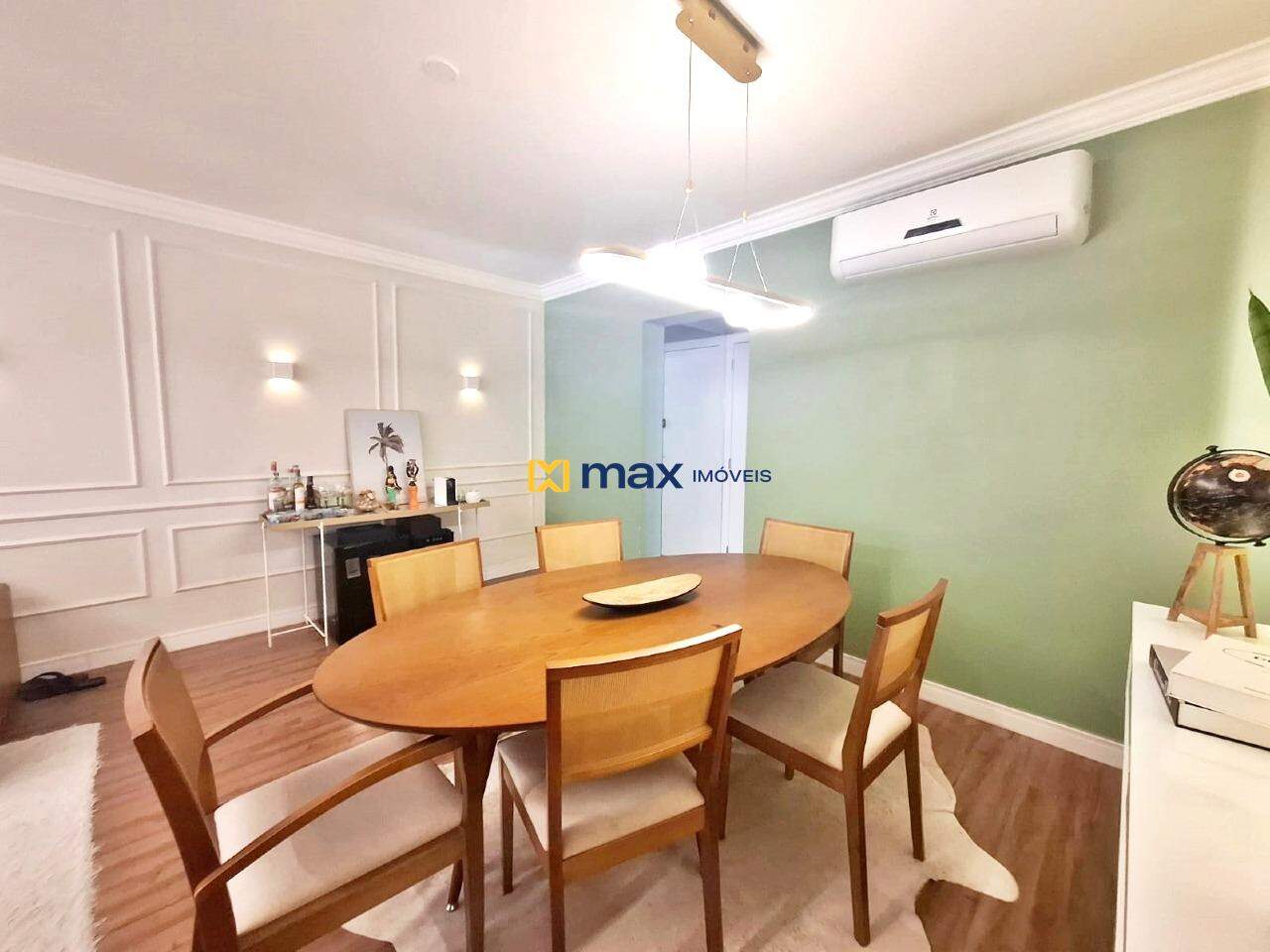 Apartamento à venda no Centro: Sala de jantar
