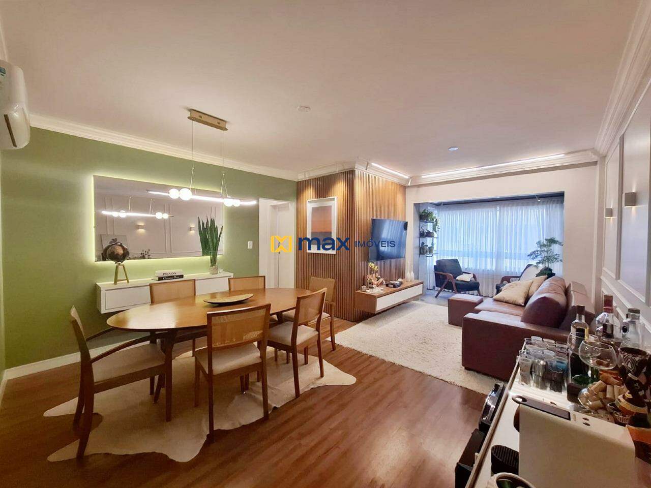 Apartamento à venda no Centro: Sala de jantar