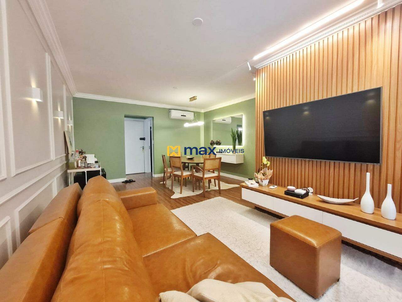 Apartamento à venda no Centro: Sala de estar