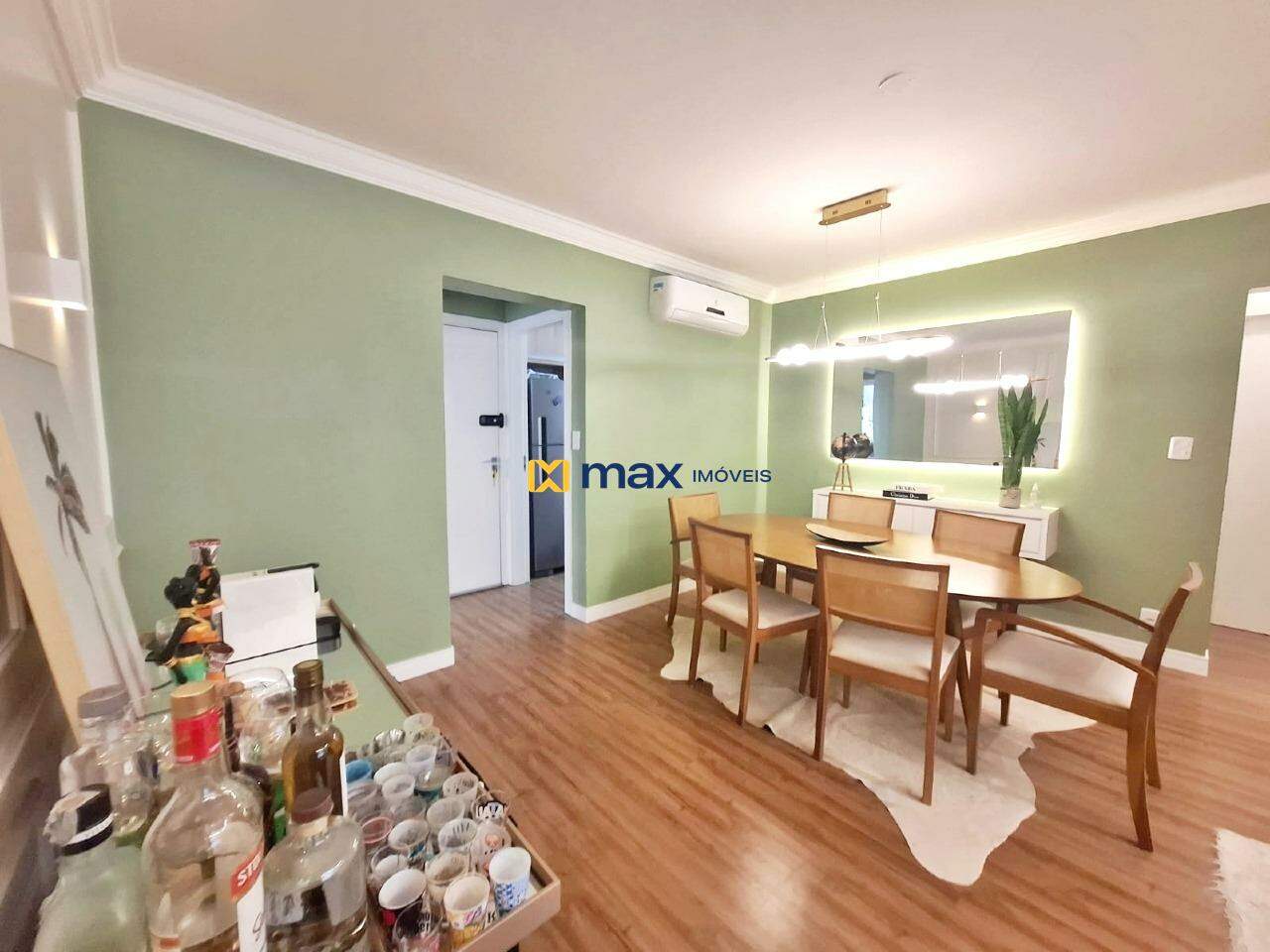 Apartamento à venda no Centro: Sala de jantar