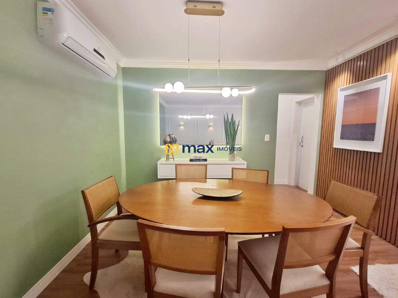Apartamento à venda no Centro: Sala de jantar