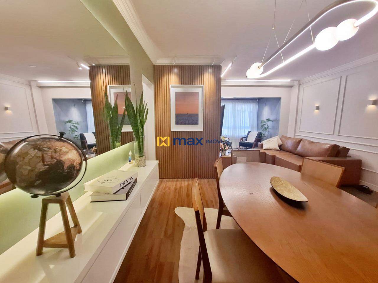 Apartamento à venda no Centro: Sala de jantar