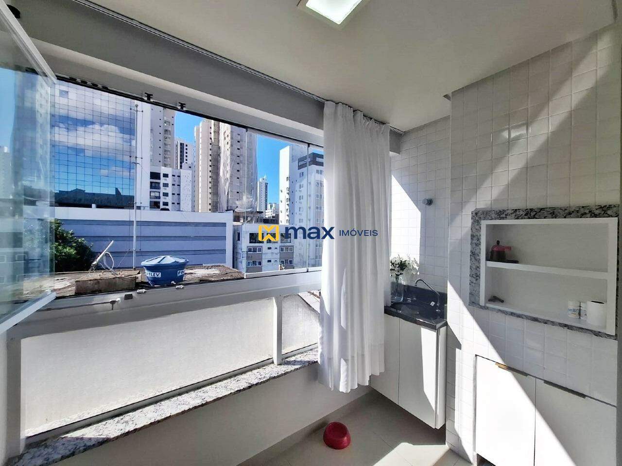 Apartamento à venda no Nações: Churrasqueira