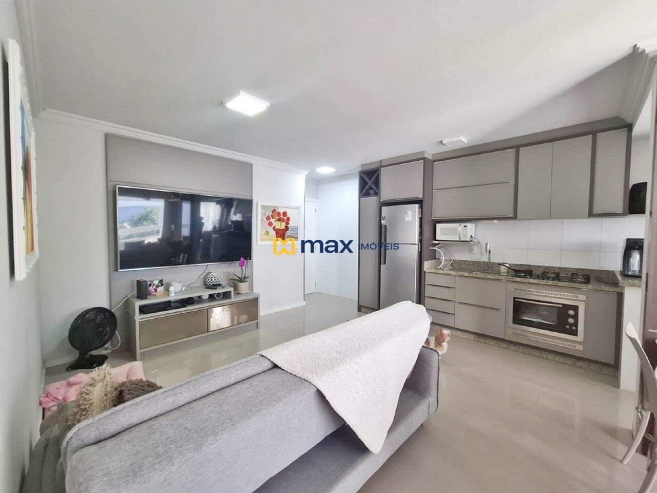 Apartamento à venda no Nações: Sala e Cozinha americana