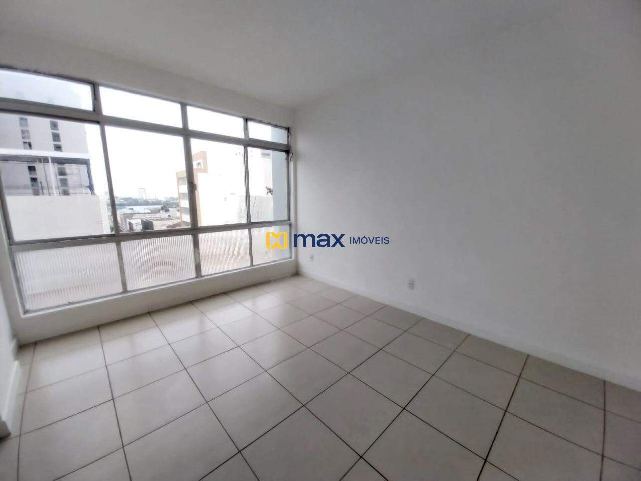 Apartamento à venda no Centro: Dormitório 04