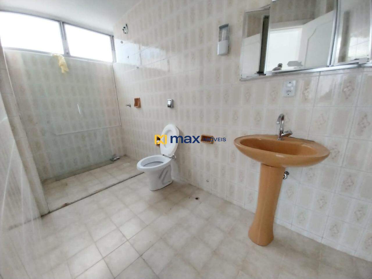 Apartamento à venda no Centro: Banheiro da Suíte