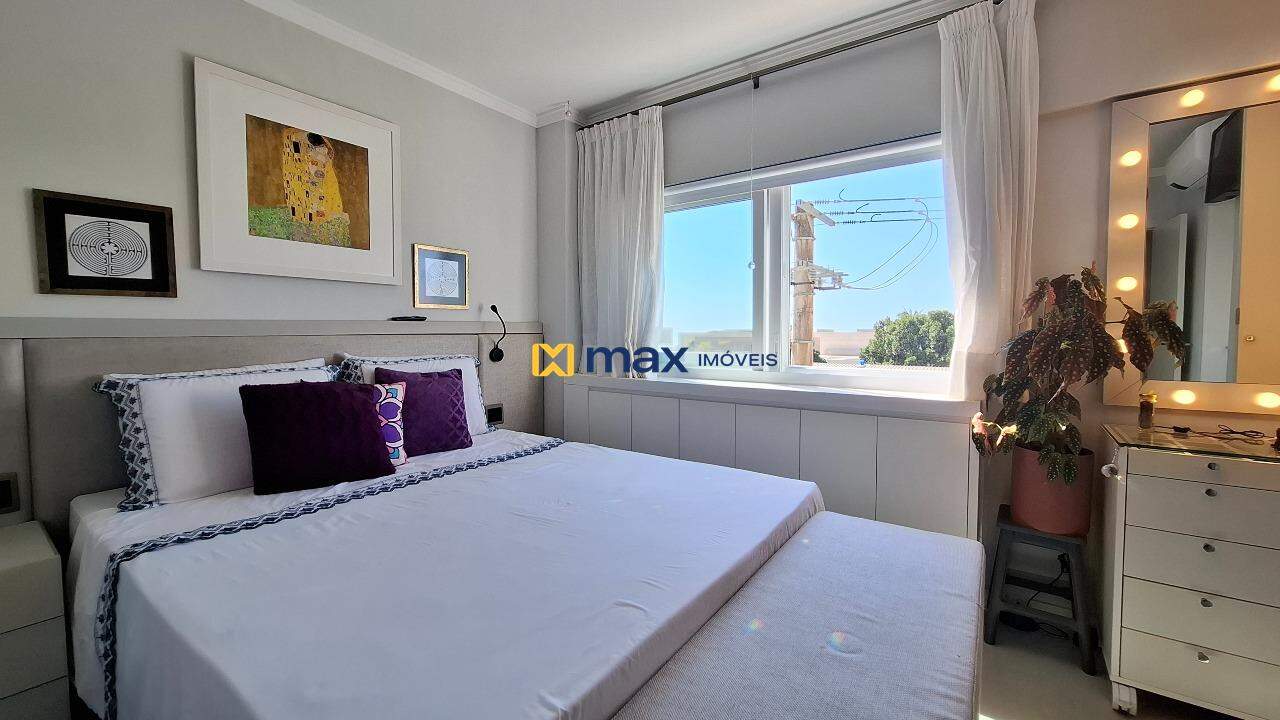 Apartamento à venda no Praia Brava: Suíte 