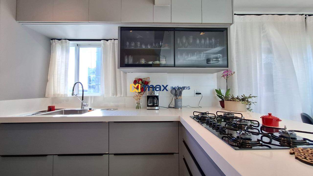 Apartamento à venda no Praia Brava: Cozinha