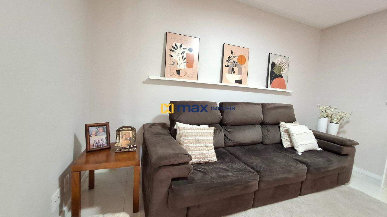 Apartamento à venda no Fazenda: Sala de estar