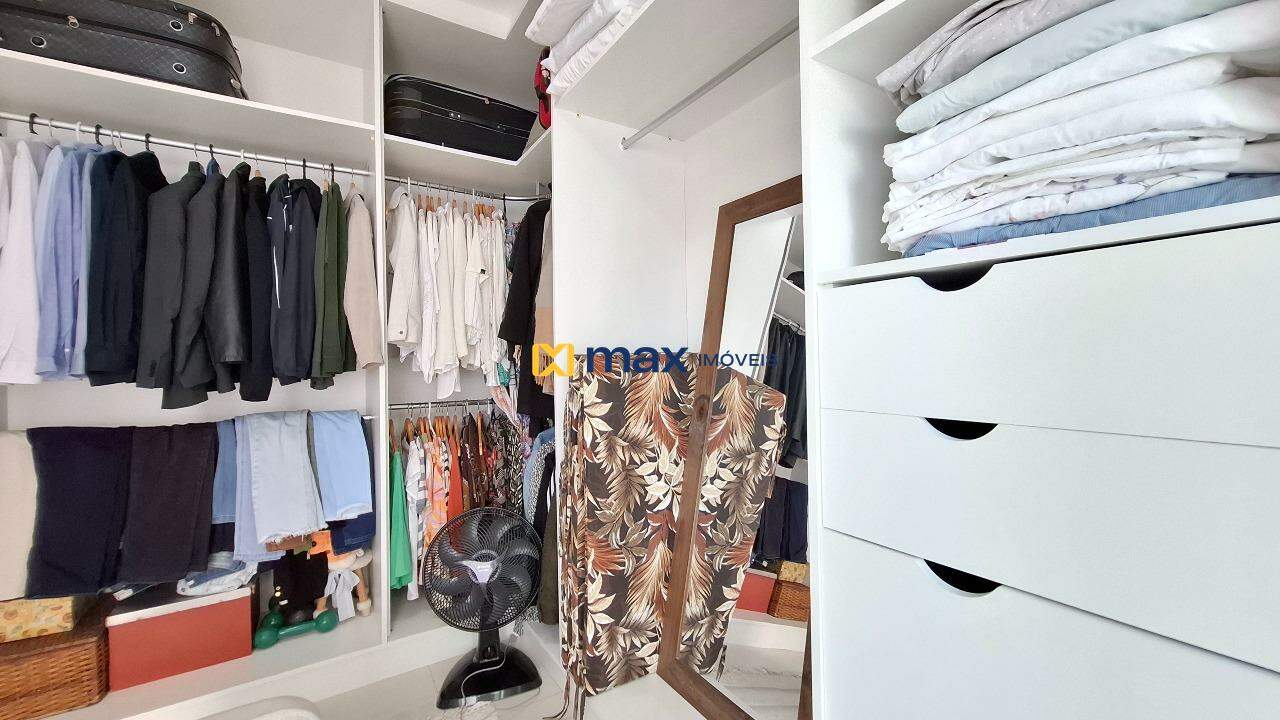 Apartamento à venda no Fazenda: Closet