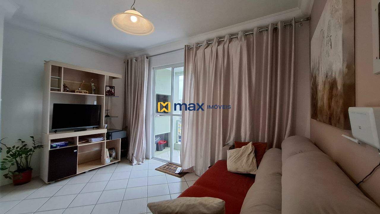 Apartamento à venda no Carvalho: Living integrado