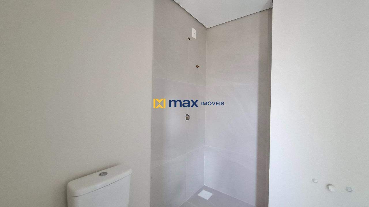 Apartamento à venda no Praia Brava: Banheiro suíte 2